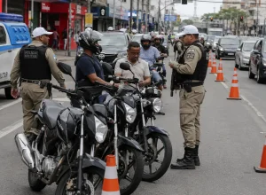 operacao-policial-apreende-motocicletas-irregulares